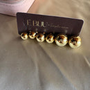 Trio de Brincos em esferas dois banhos disponível