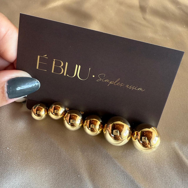 Trio de Brincos em esferas dois banhos disponível