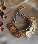 Pulseira Medalha Boho Chic Mix de Banhos