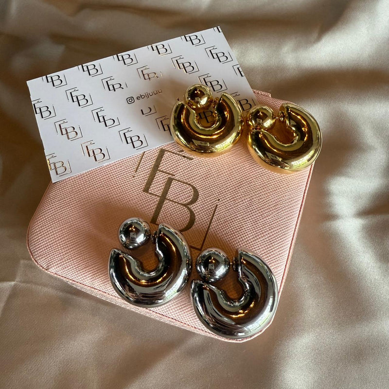 Brinco Argola Esfera Essencial (escolha o banho)