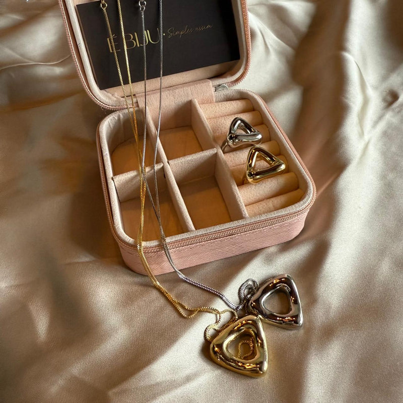 Kit Colar e anel Triângulo (escolha o banho)