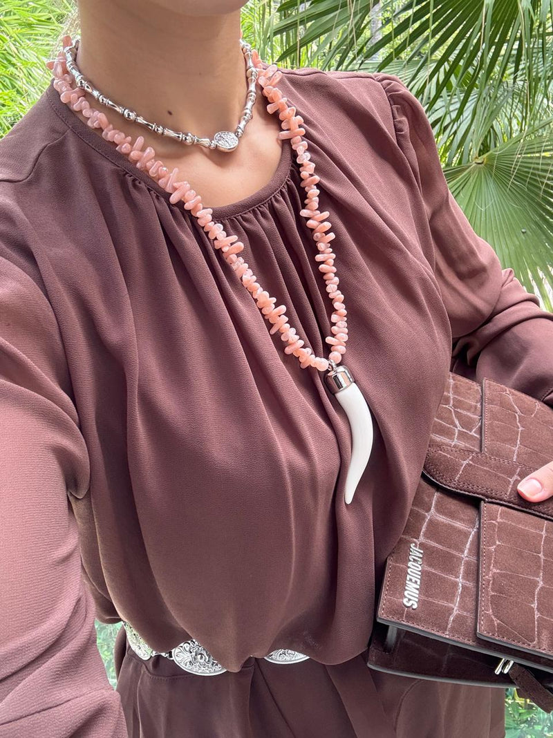 Colar longo Boho Cascalho e Dente escolha sua cor preferida!