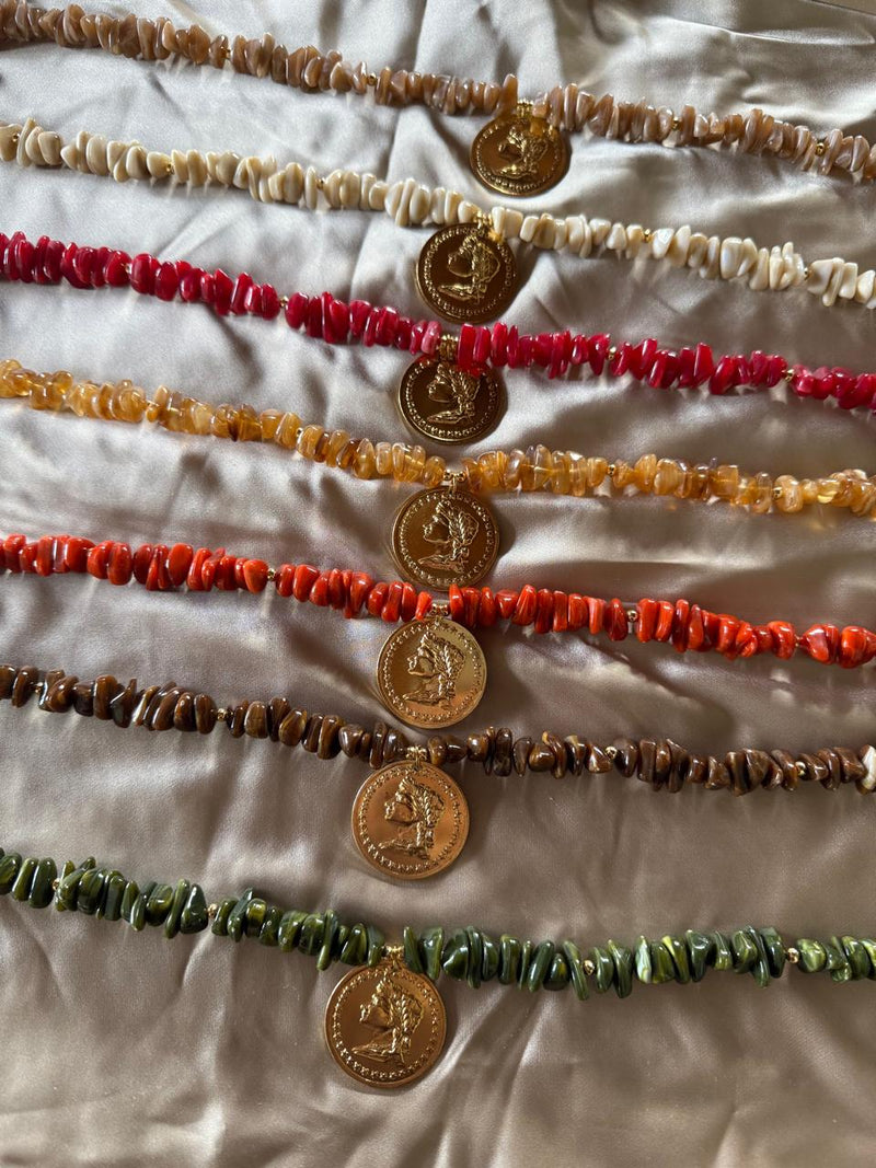 Colar Boho Moeda escolha sua cor preferida